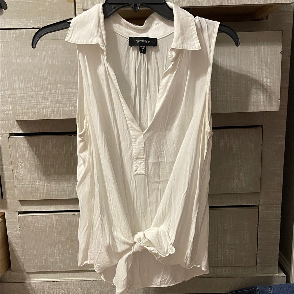Karen Kane White Sleeveless Tie-Front Blouse